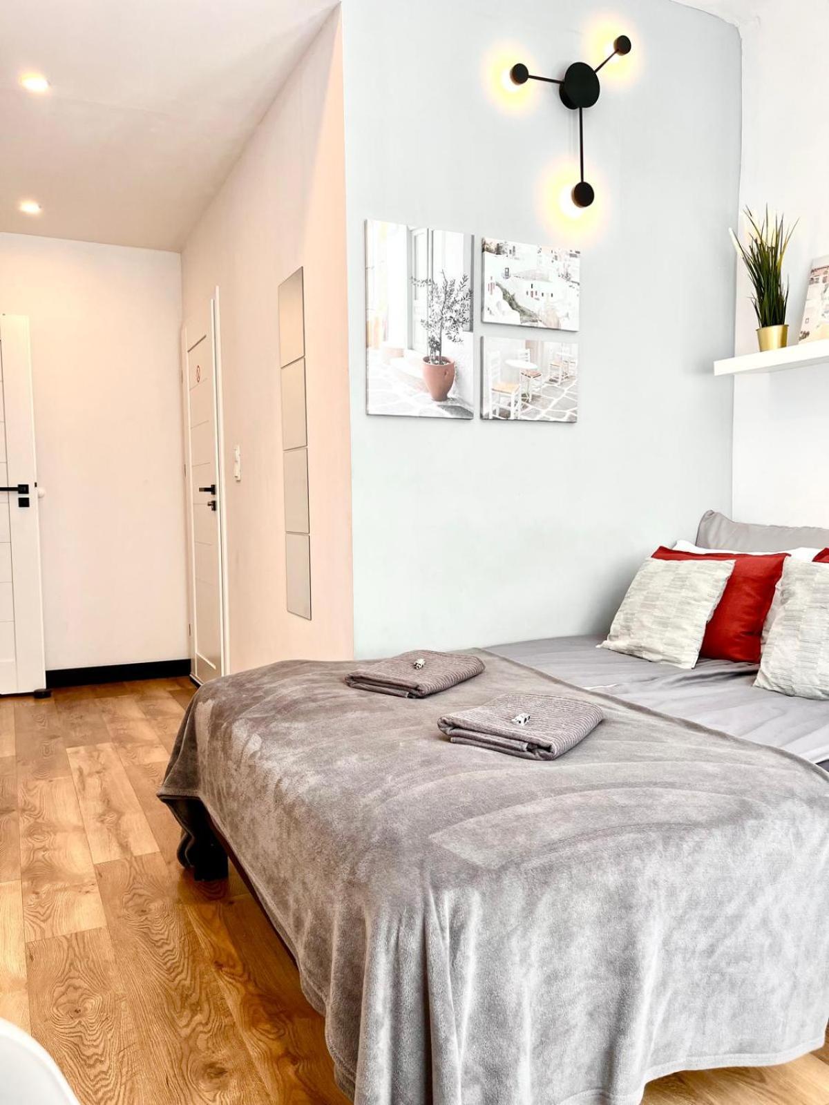 Special 1 Bed Room Condo Warszawa Center Exterior photo